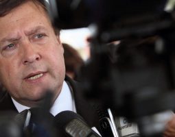 Elecciones en Río Negro: Weretilneck apelará el fallo que le impide ser candidato