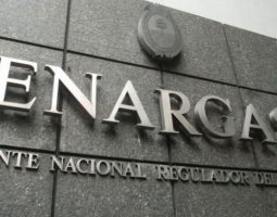 “Estamos subsidiando a las empresas de energía”