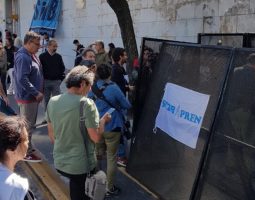 SiPreBA repudia despidos en Clarín