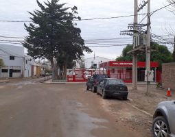 Halliburton se comprometió a llevar una propuesta a los vecinos de Canal 5