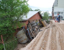 Grave accidente: Permanecen suspendidas las clases en el CPEM 46