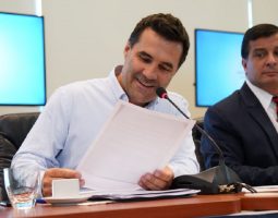 Darío Martínez propone que el proyecto de impuesto extraordinario incluya una alícuota progresiva