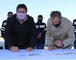 El municipio concretó la firma del contrato de concesión con Calf