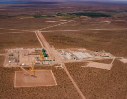 Vecinos y organizaciones movilizarán a Tecpetrol por “Basta de sismos”