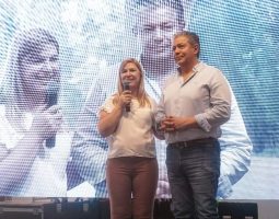 Figueroa completó candidaturas para los 57 municipios de Neuquén