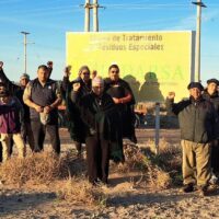 Comunidades mapuche bloquean basureros petroleros para exigir respuestas a provincia