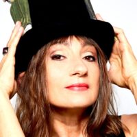 “Esta vez, Hilda canta Hilda”: Lizarazu vuelve al Alto Valle con sus canciones