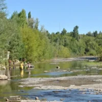 Crisis en el arroyo Covunco: denuncias por retención de caudales y desigualdad hídrica